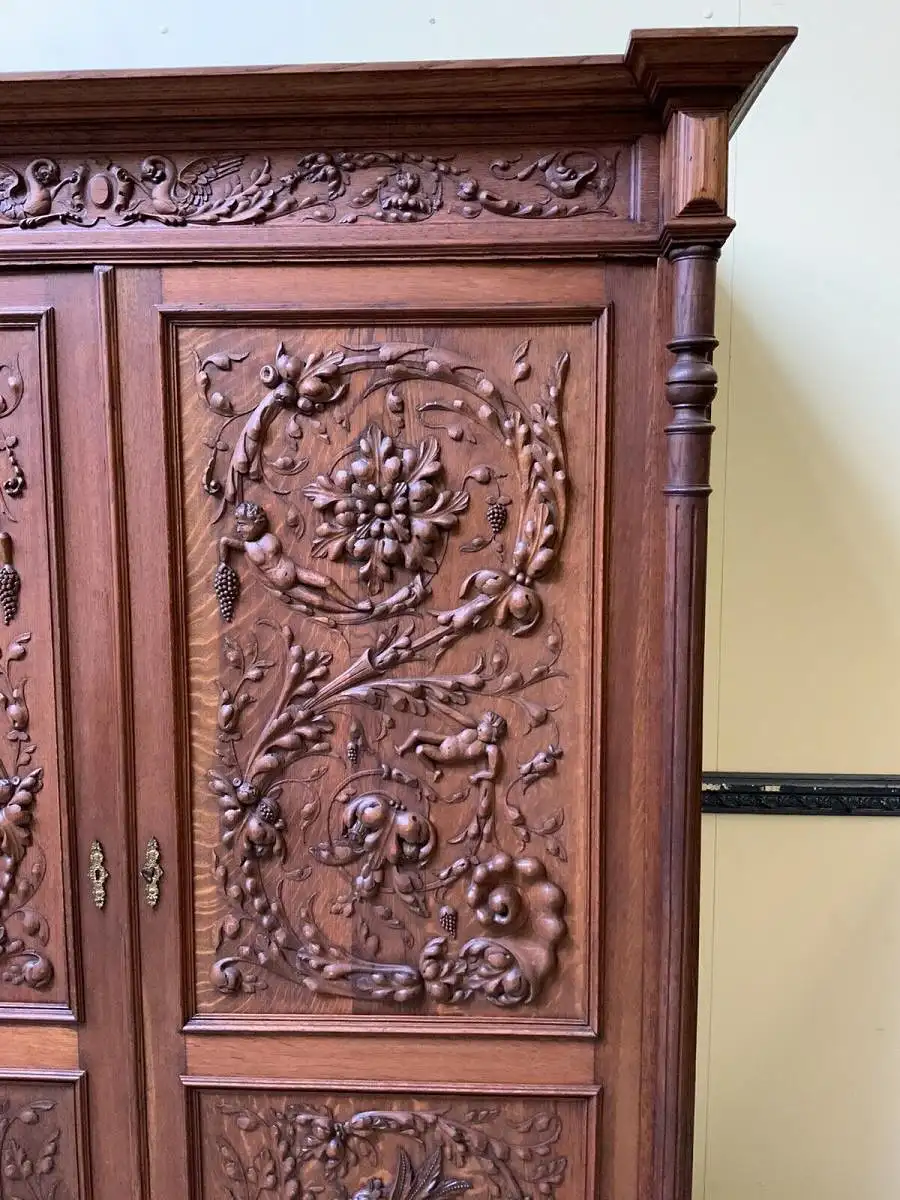 Antiker Neorenaissance Säulen Kleiderschrank - Sensationell - Lieferung möglich! 9