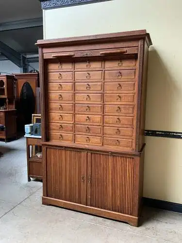 Antiker sensationeller Jugendstil Rolladen Archiv Schrank - Lieferung möglich!