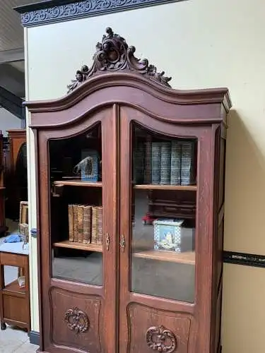 Antike Historismus Vitrine, Bücherschrank - Louis XV - Lieferung möglich!