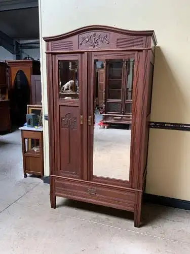 Antiker Jugendstil Wäscheschrank, Kleiderschrank -  Lieferung möglich!