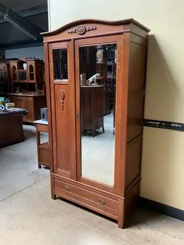 Antiker Jugendstil Wäscheschrank, Kleiderschrank -  Lieferung möglich!