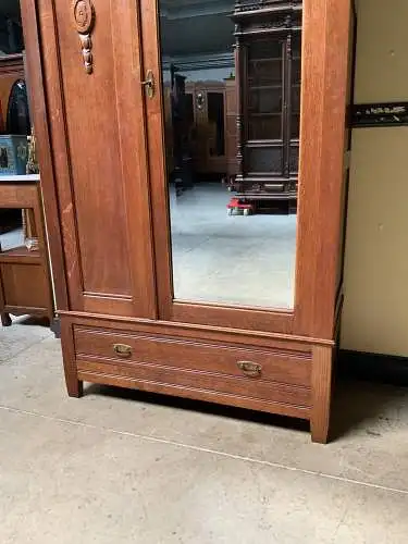 Antiker Jugendstil Wäscheschrank, Kleiderschrank -  Lieferung möglich!