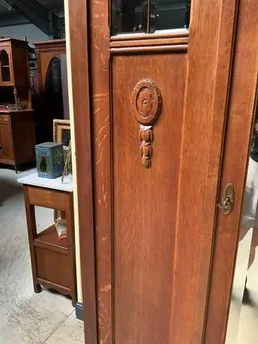 Antiker Jugendstil Wäscheschrank, Kleiderschrank -  Lieferung möglich!