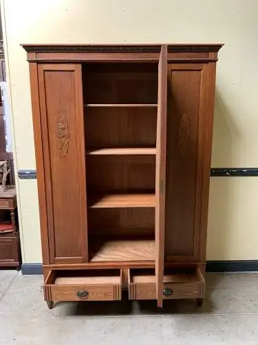 Antiker Art Deco Wäscheschrank, Kleiderschrank- Traumhaft- Lieferung möglich!