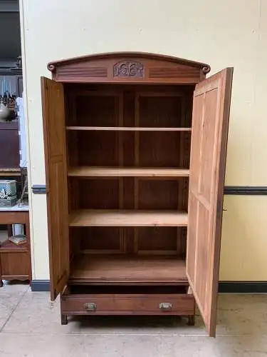 Antiker Jugendstil Wäscheschrank, Kleiderschrank -  Lieferung möglich!