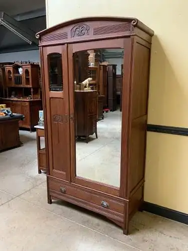 Antiker Jugendstil Wäscheschrank, Kleiderschrank -  Lieferung möglich!