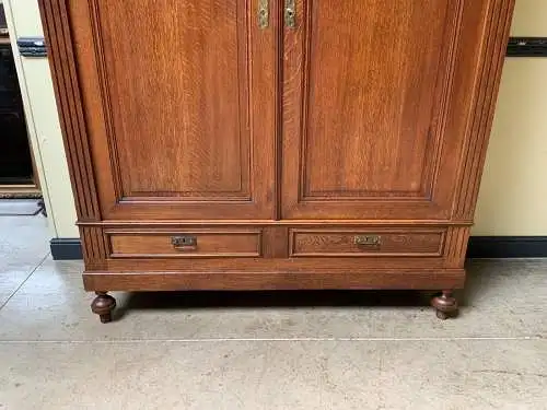 Antiker Jugendstil Kleiderschrank, Traumhaft - Lieferung möglich!