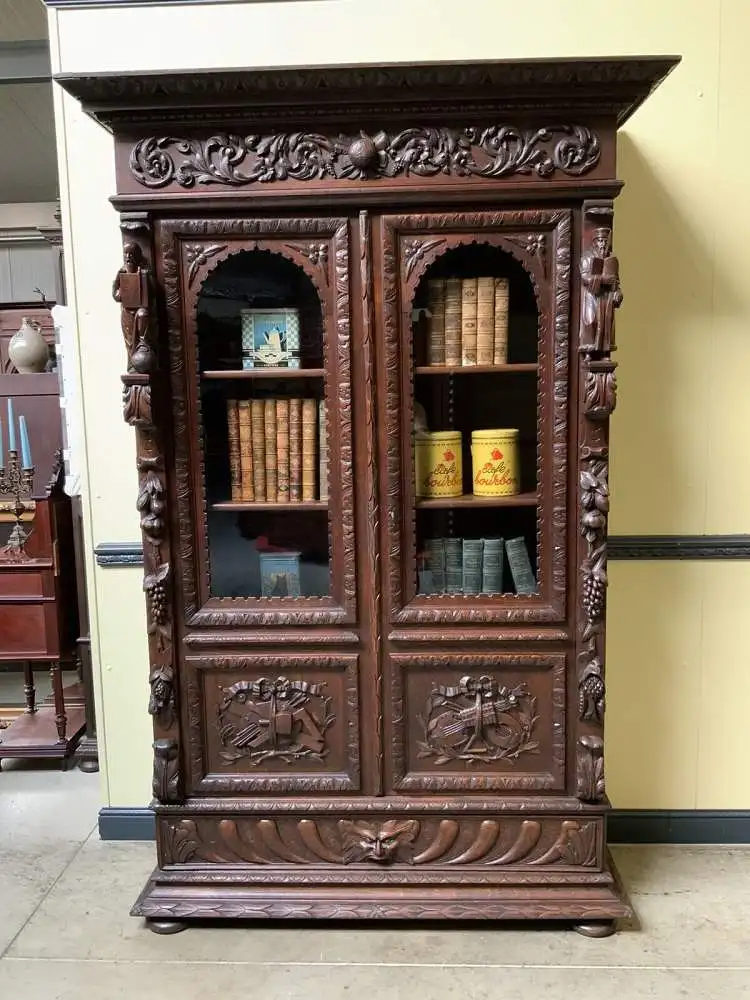 Antiker imposanter Neorenaissance Bücherschrank, Vitrine - Lieferung möglich! 0