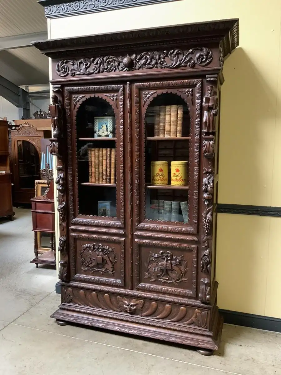 Antik - imposantes Neorenaissance Bücherregal - Lieferung möglich! 1