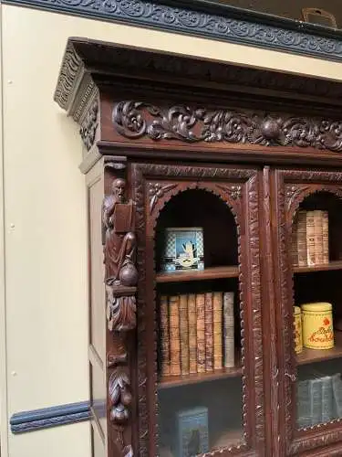 Antiker imposanter Neorenaissance Bücherschrank, Vitrine - Lieferung möglich!