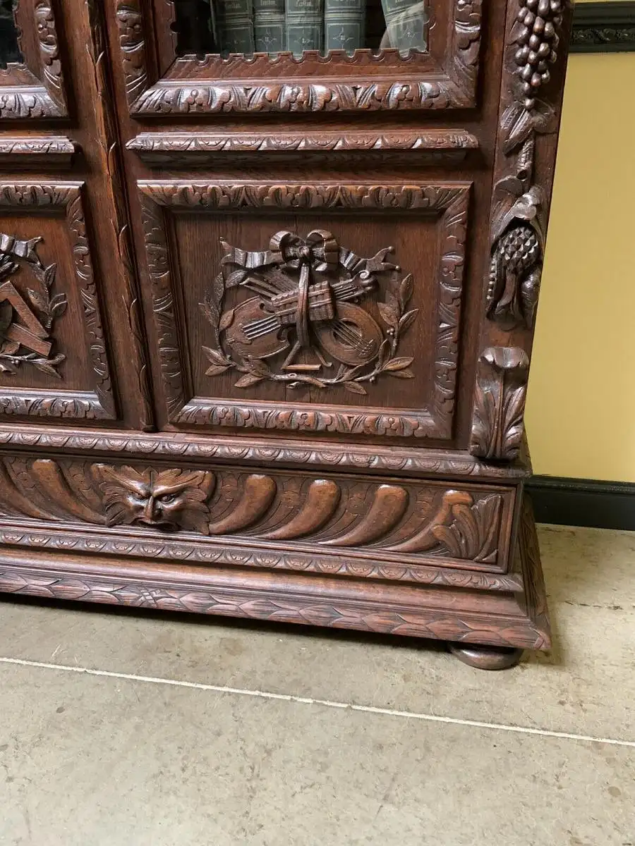 Antik - imposantes Neorenaissance Bücherregal - Lieferung möglich! 16