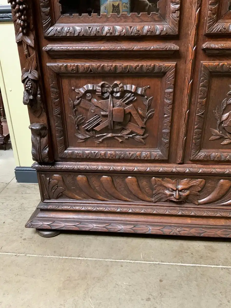 Antik - imposantes Neorenaissance Bücherregal - Lieferung möglich! 17