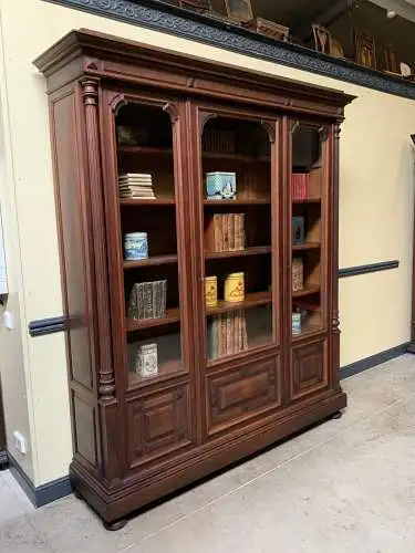 Antiker imposanter Gründerzeit Bücherschrank, Vitrine - Lieferung möglich!