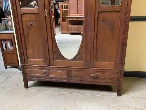 Antiker Jugendstil Kleiderschrank, Traumhaft - Lieferung möglich!