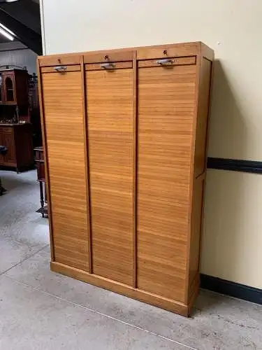 Antiker Art Deco Rolladen Archiv Schrank - Traumhaft - Lieferung möglich!