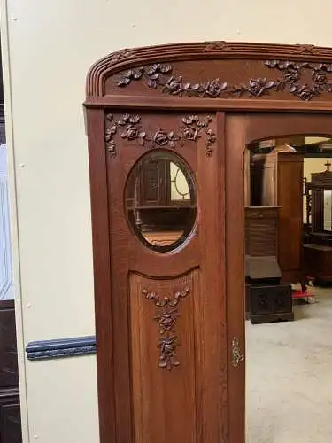 Antiker Jugendstil Kleiderschrank - Traumhaft -  Lieferung möglich!