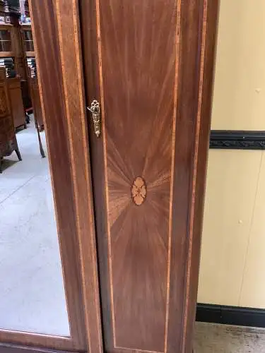 Antiker Jugendstil Wäscheschrank, Geschirrschrank, Schuhschrank, Lief. möglich!