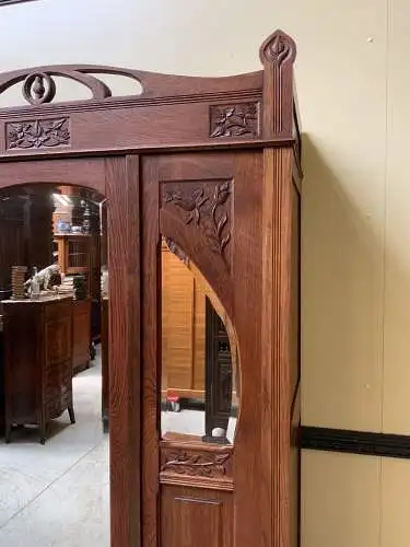 Antiker Jugendstil Kleiderschrank, Art Nouveau -  Lieferung möglich!