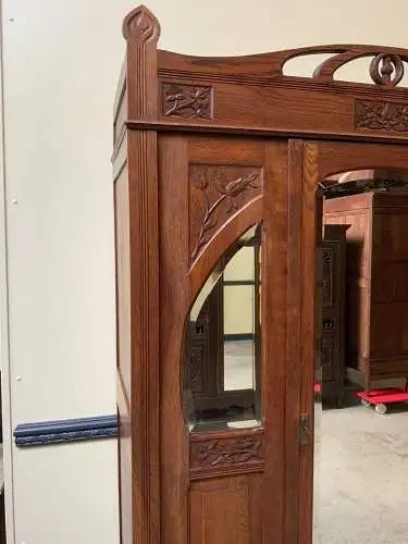 Antiker Jugendstil Kleiderschrank, Art Nouveau -  Lieferung möglich!