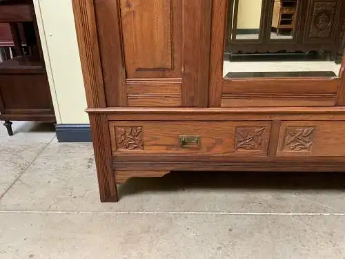 Antiker Jugendstil Kleiderschrank, Art Nouveau -  Lieferung möglich!