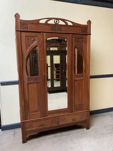 Antiker Jugendstil Kleiderschrank, Art Nouveau -  Lieferung möglich!