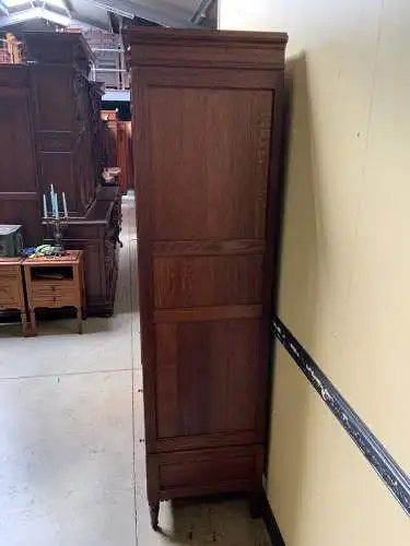 Antik -Kleiderschrank mit Wäschefach, Jugendstil - Traumhaft  Lieferung möglich!