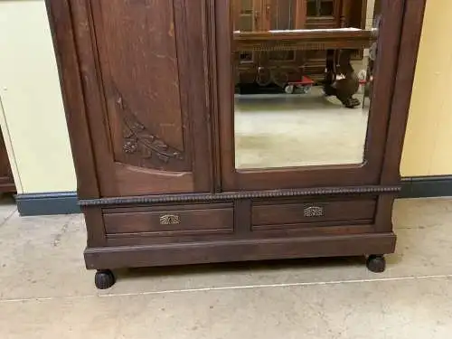 Antiker Jugendstil Kleiderschrank, Wäscheschrank -  Lieferung möglich!