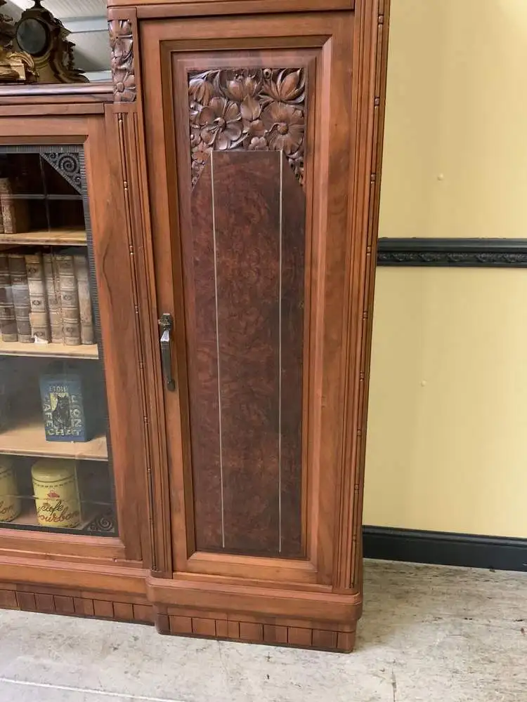 Antik - Buffet, Vitrine, Kredenz, Nußbaum, - Art Deco -  Lieferung möglich! 11