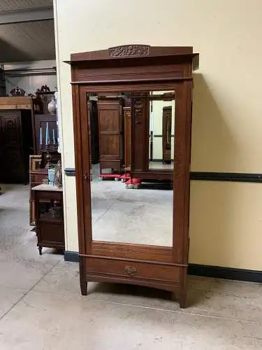 Antiker Jugendstil Wäscheschrank, -   Lieferung möglich!