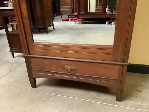 Antiker Jugendstil Wäscheschrank, -   Lieferung möglich!