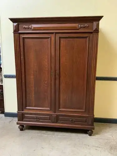 Antiker Jugendstil Kleiderschrank, Traumhaft - Lieferung möglich!