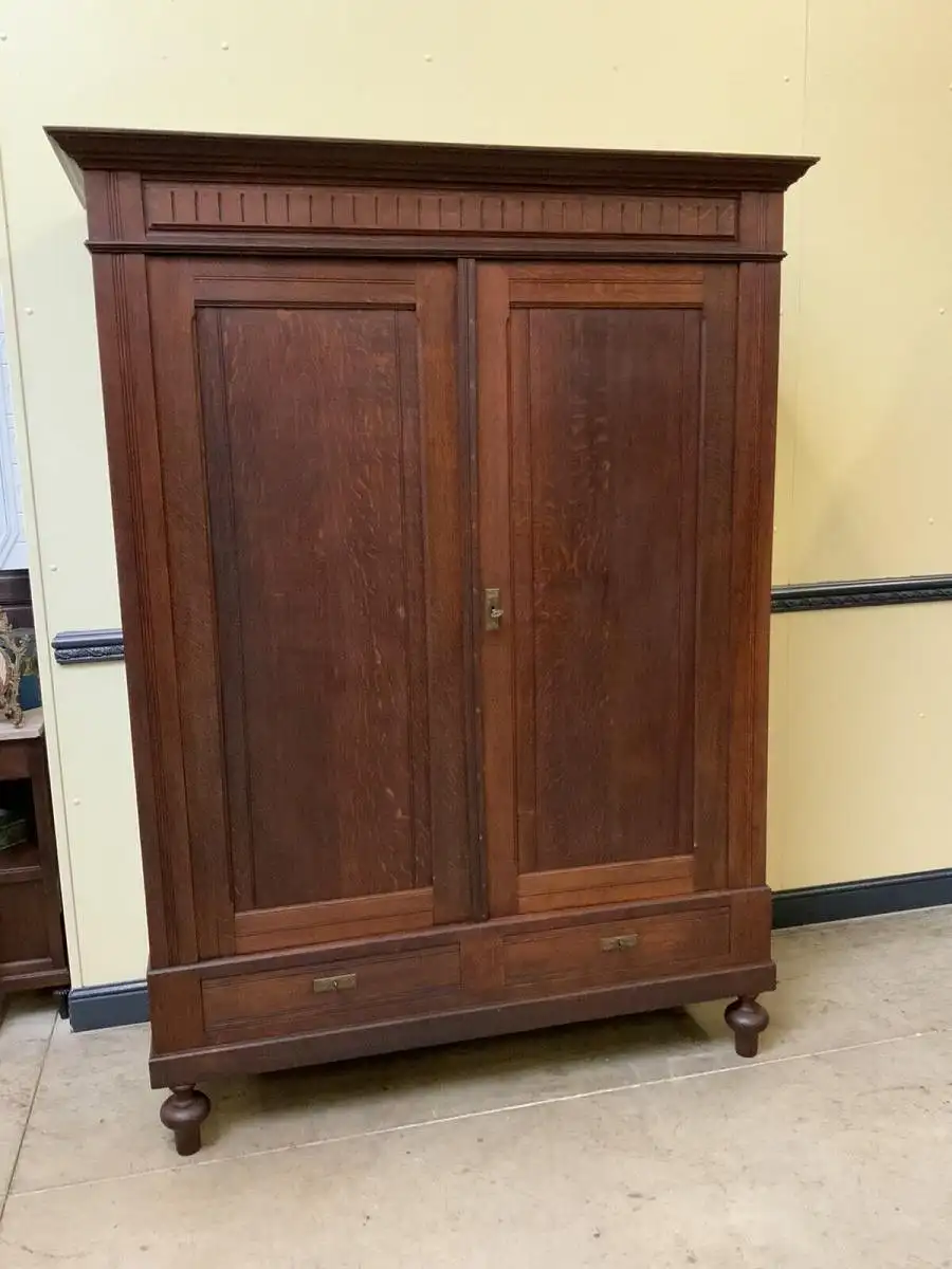 Antik - Kleiderschrank, Wäscheschrank,  - Jugendstil - Lieferung möglich! 1