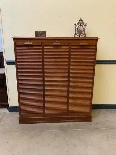 Antiker Art Deco Rolladen Archiv Schrank - Traumhaft - Lieferung möglich!