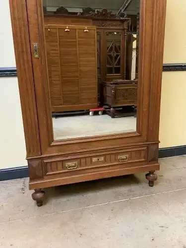 Antik Wäscheschrank, Kleiderschrank, - Jugendstil -  Lieferung möglich!