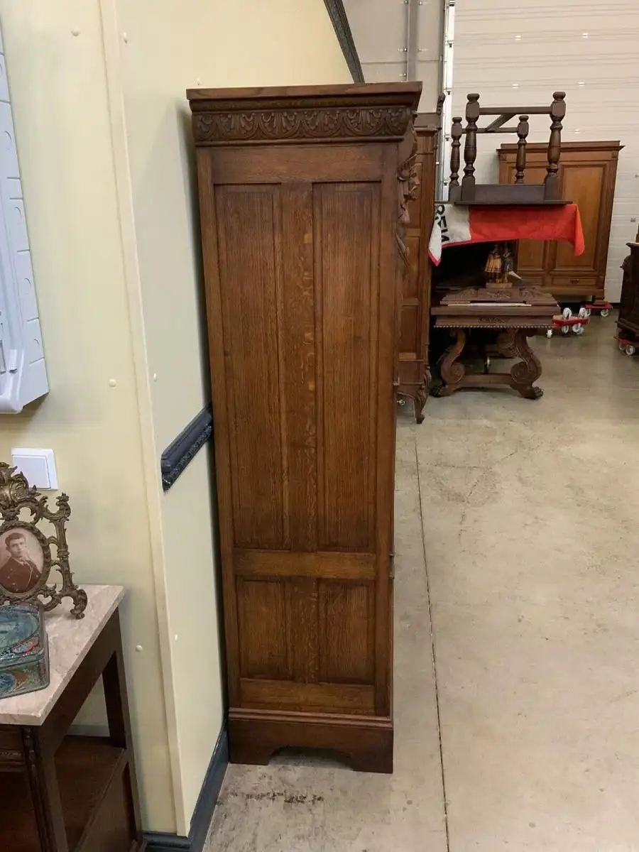 Antik - Bürozimmer, Schreibtisch, Bücherschrank,  Armstuhl, - Lieferung möglich! 19