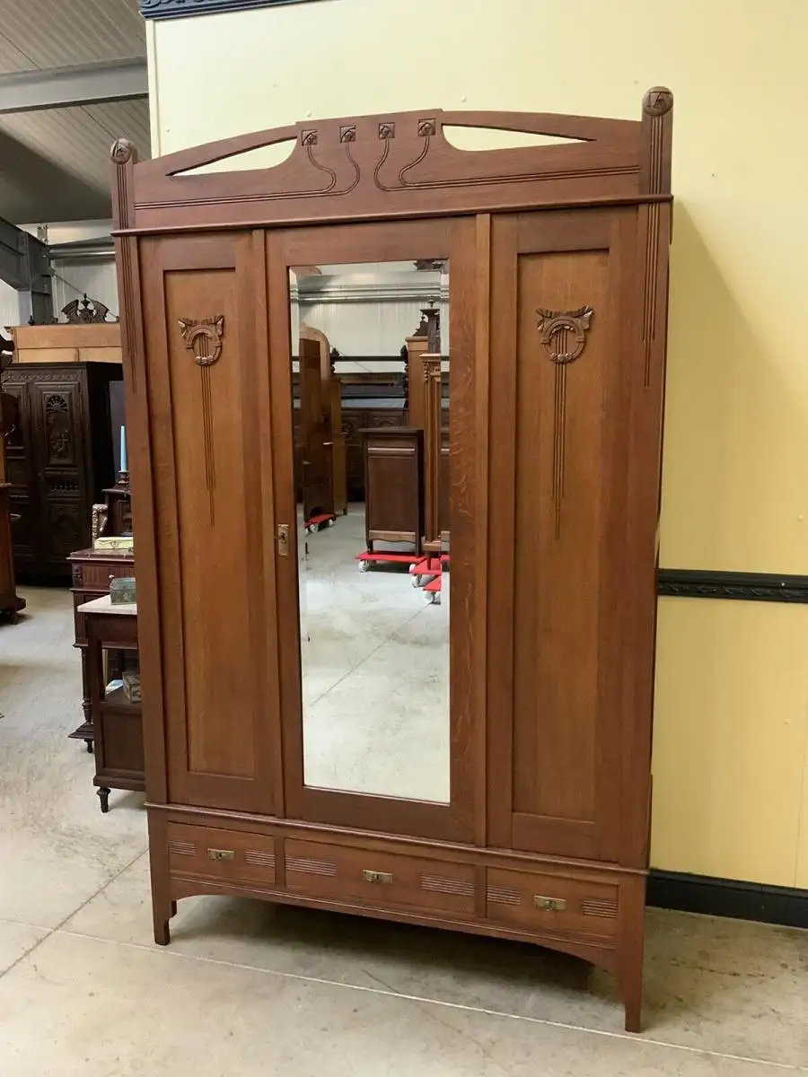 Antiker traumhafter Jugendstil Kleiderschrank, Art Nouveau - Lieferung möglich! 0