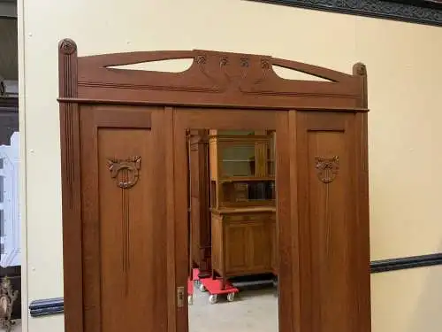 Antiker traumhafter Jugendstil Kleiderschrank, Art Nouveau - Lieferung möglich!