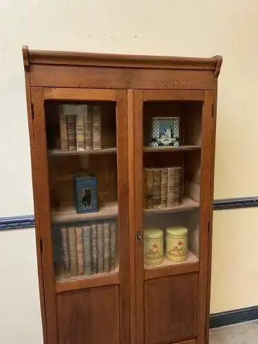 Antiker Jugendstil Bücherschrank, Vitrine, Traumhaft - Lieferung möglich!