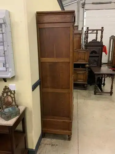 Antiker Jugendstil Wäscheschrank, ovaler Spiegel, -   Lieferung möglich!