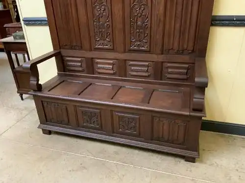Antike imposante Historismus Garderobe mit Truhen Bank,   - Lieferung möglich!
