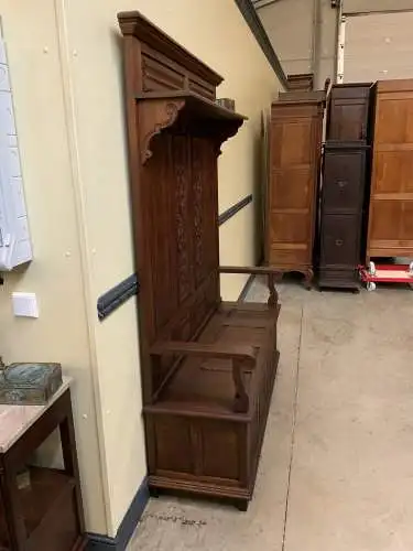 Antike imposante Historismus Garderobe mit Truhen Bank,   - Lieferung möglich!