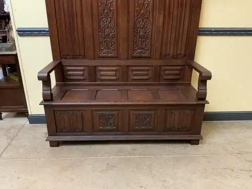 Antike imposante Historismus Garderobe mit Truhen Bank,   - Lieferung möglich!