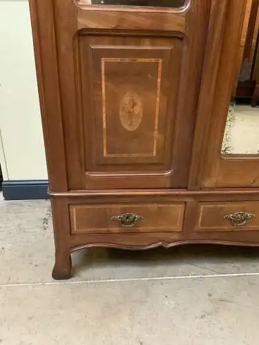 Antiker Jugendstil Kleiderschrank, Wäscheschrank, Intarsien - Lieferung möglich!