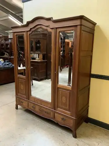 Antiker Jugendstil Kleiderschrank, Wäscheschrank, Intarsien - Lieferung möglich!