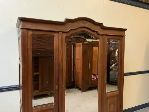 Antiker Jugendstil Kleiderschrank, Wäscheschrank, Intarsien - Lieferung möglich!