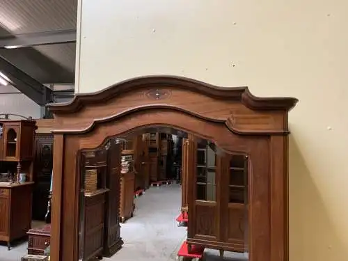 Antiker Jugendstil Wäscheschrank, Intarsien -   Lieferung möglich!