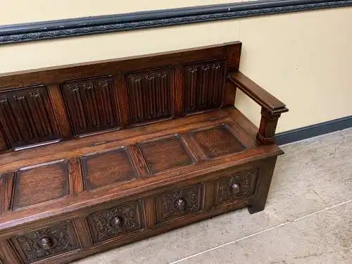 Antike Neogotische Truhenbank, Bank, Truhe,  Schuhschrank -  Lieferung möglich!
