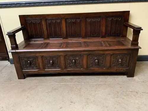 Antike Neogotische Truhenbank, Bank, Truhe,  Schuhschrank -  Lieferung möglich!