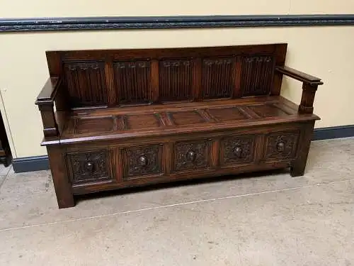Antike Neogotische Truhenbank, Bank, Truhe,  Schuhschrank -  Lieferung möglich!