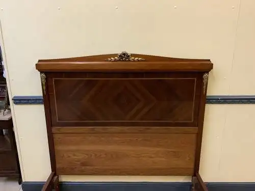 Antikes Jugendstil Prunk Bett, Bronzeverzierungen, Rosenholz-Lieferung möglich!